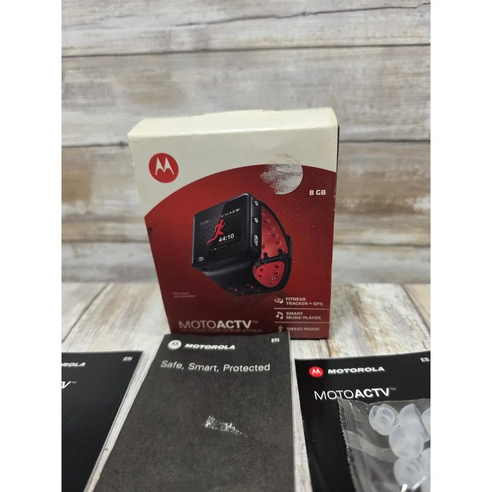 Motorola MOTOACTV 8GB Fitness Tracker Smart Music Player GPS Sport Watch NO BAND